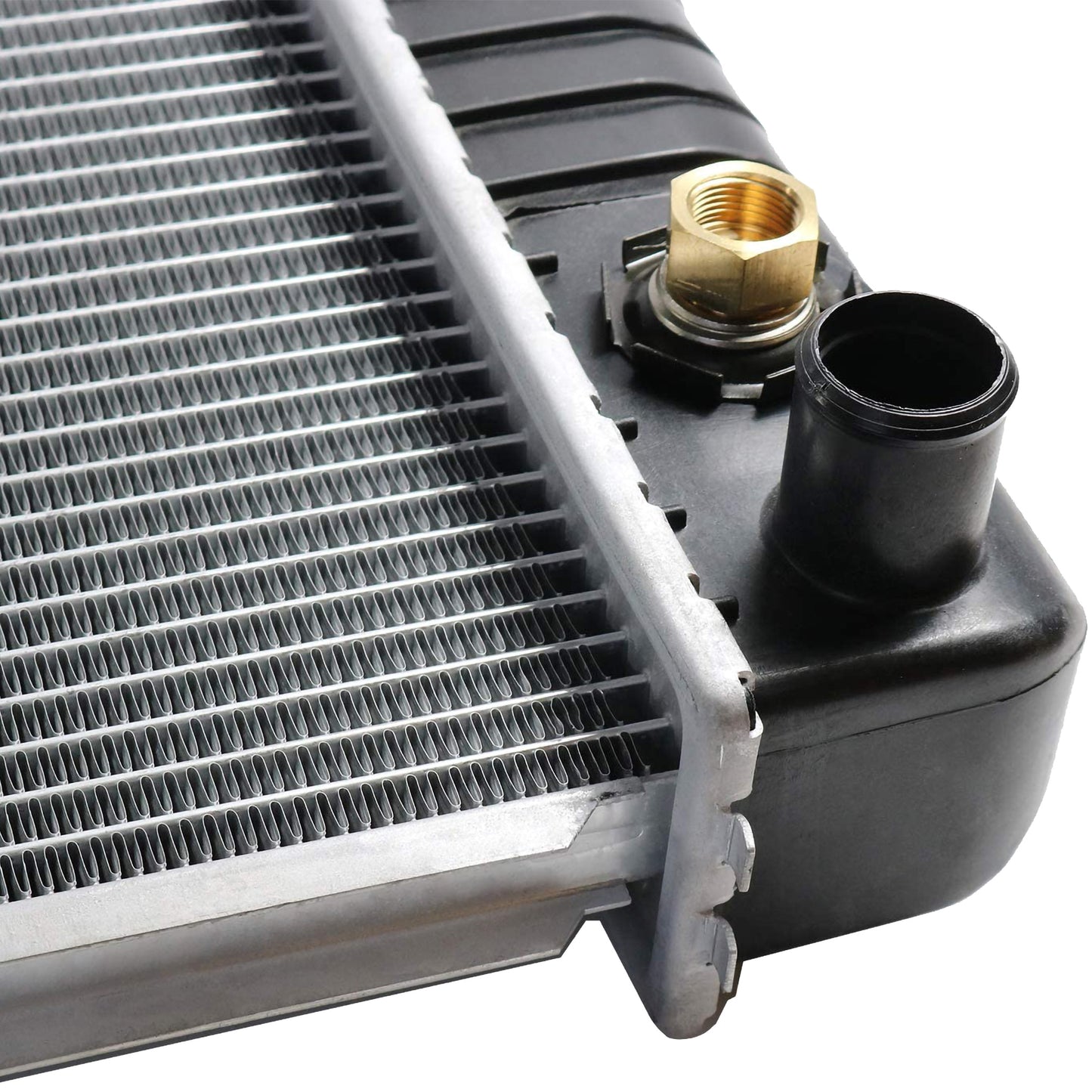 BOXI GM3010237 CU1693 Radiator Direct Replacement Assembly Compatible for Chevy C1500 — product photo 6